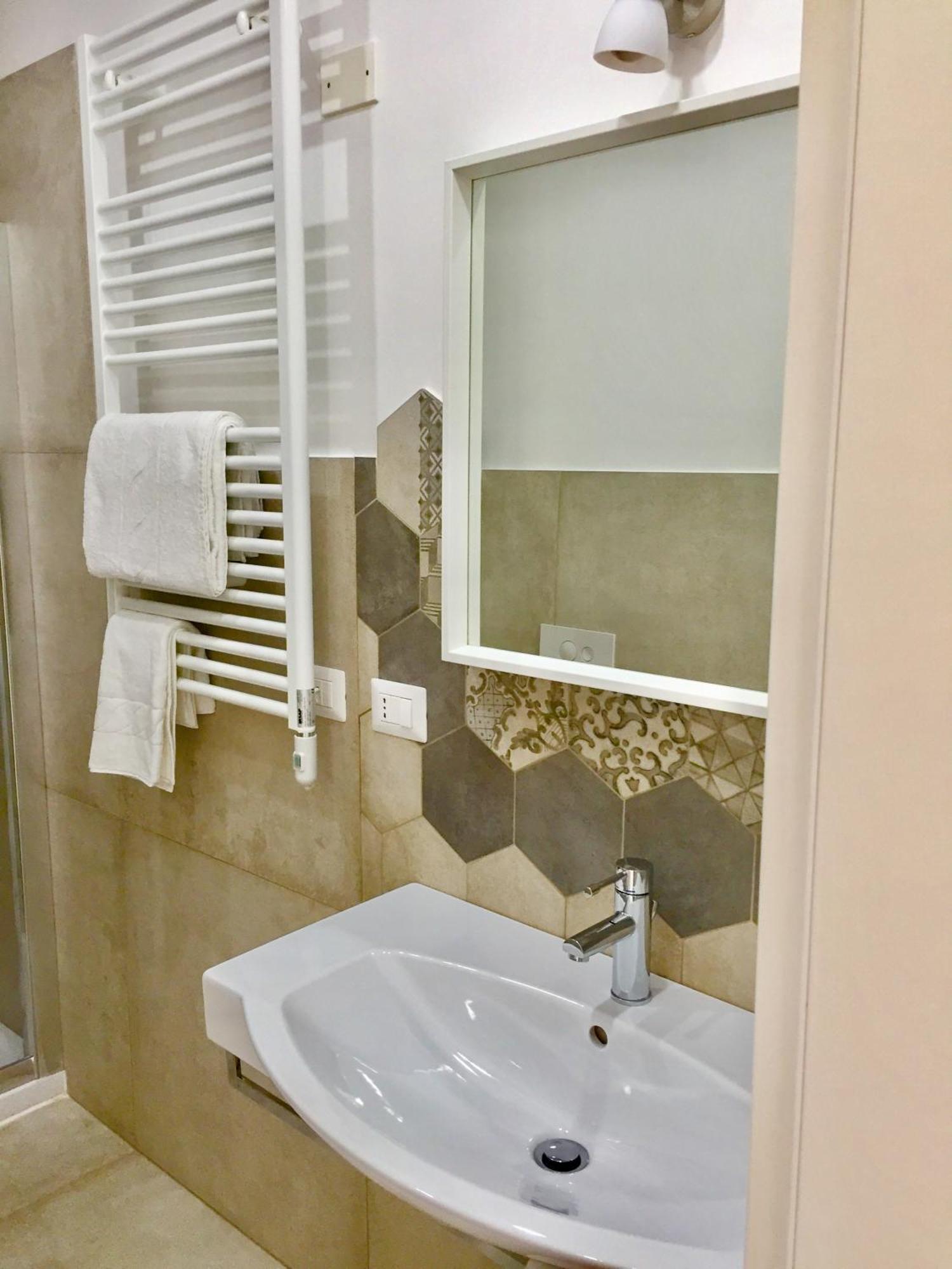 Angioy 18 Bed and Breakfast Sassari Værelse billede